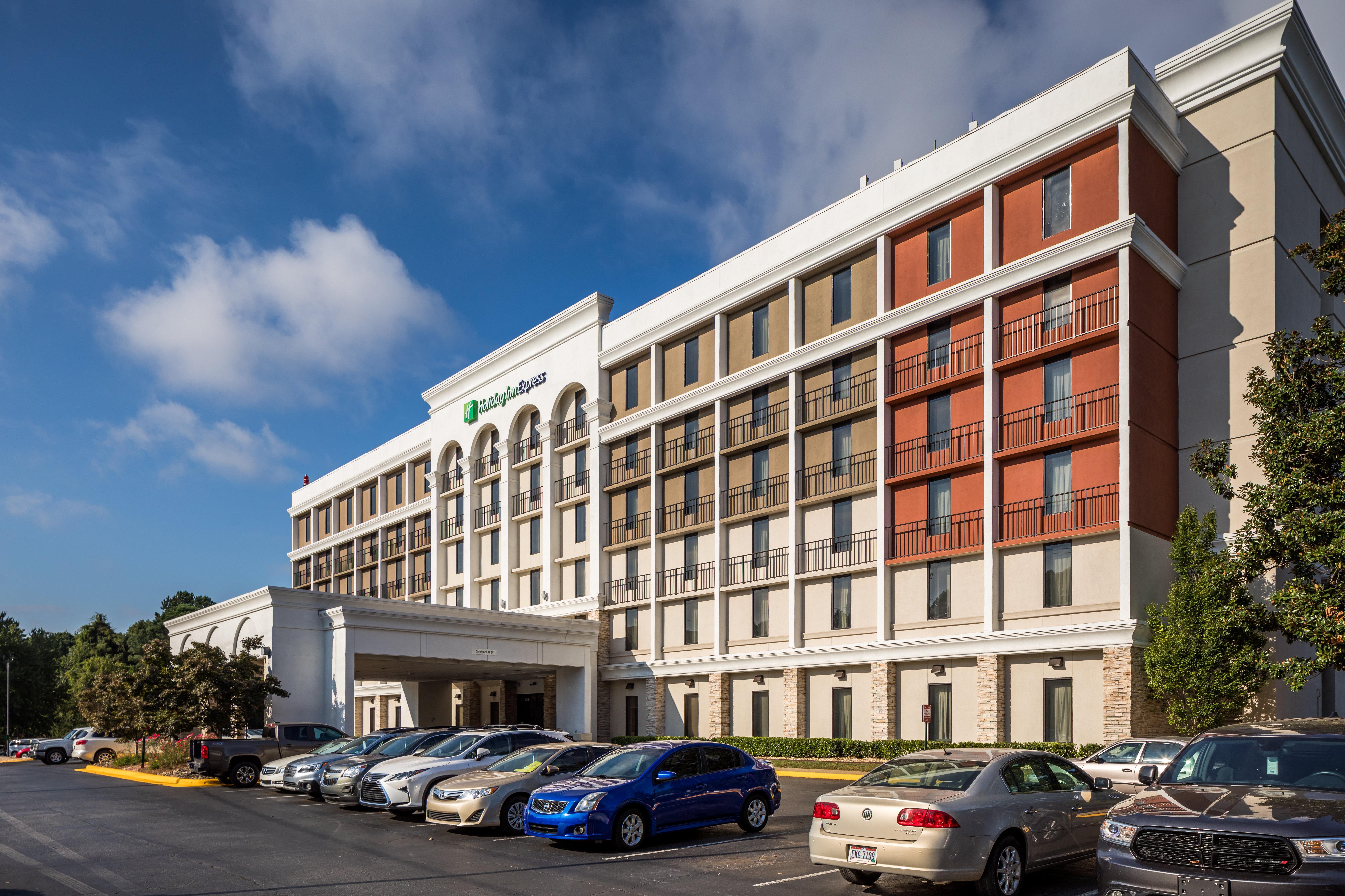 Holiday Inn Express Atlanta Airport-College Park By Ihg Bagian luar foto