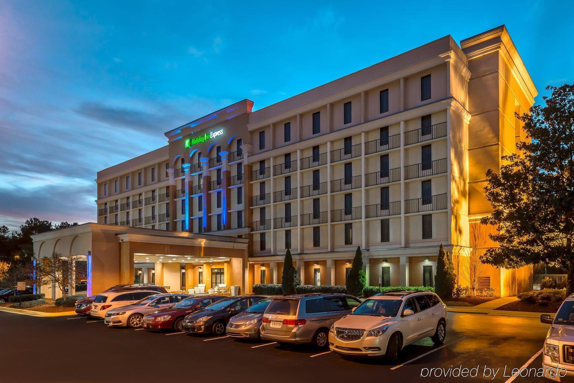 Holiday Inn Express Atlanta Airport-College Park By Ihg Bagian luar foto