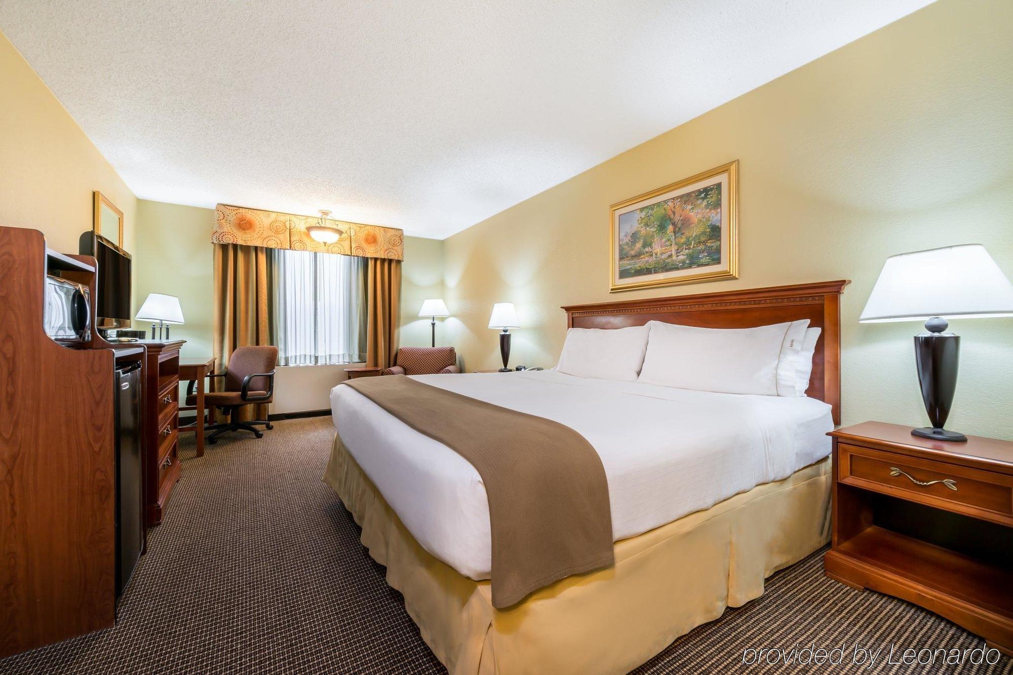 Holiday Inn Express Atlanta Airport-College Park By Ihg Bagian luar foto