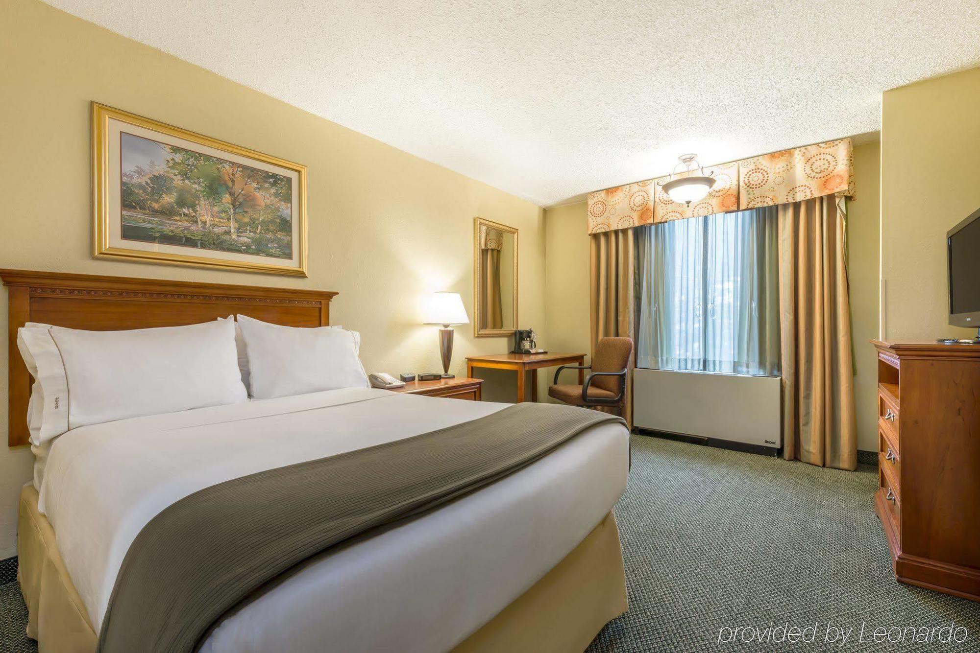 Holiday Inn Express Atlanta Airport-College Park By Ihg Bagian luar foto