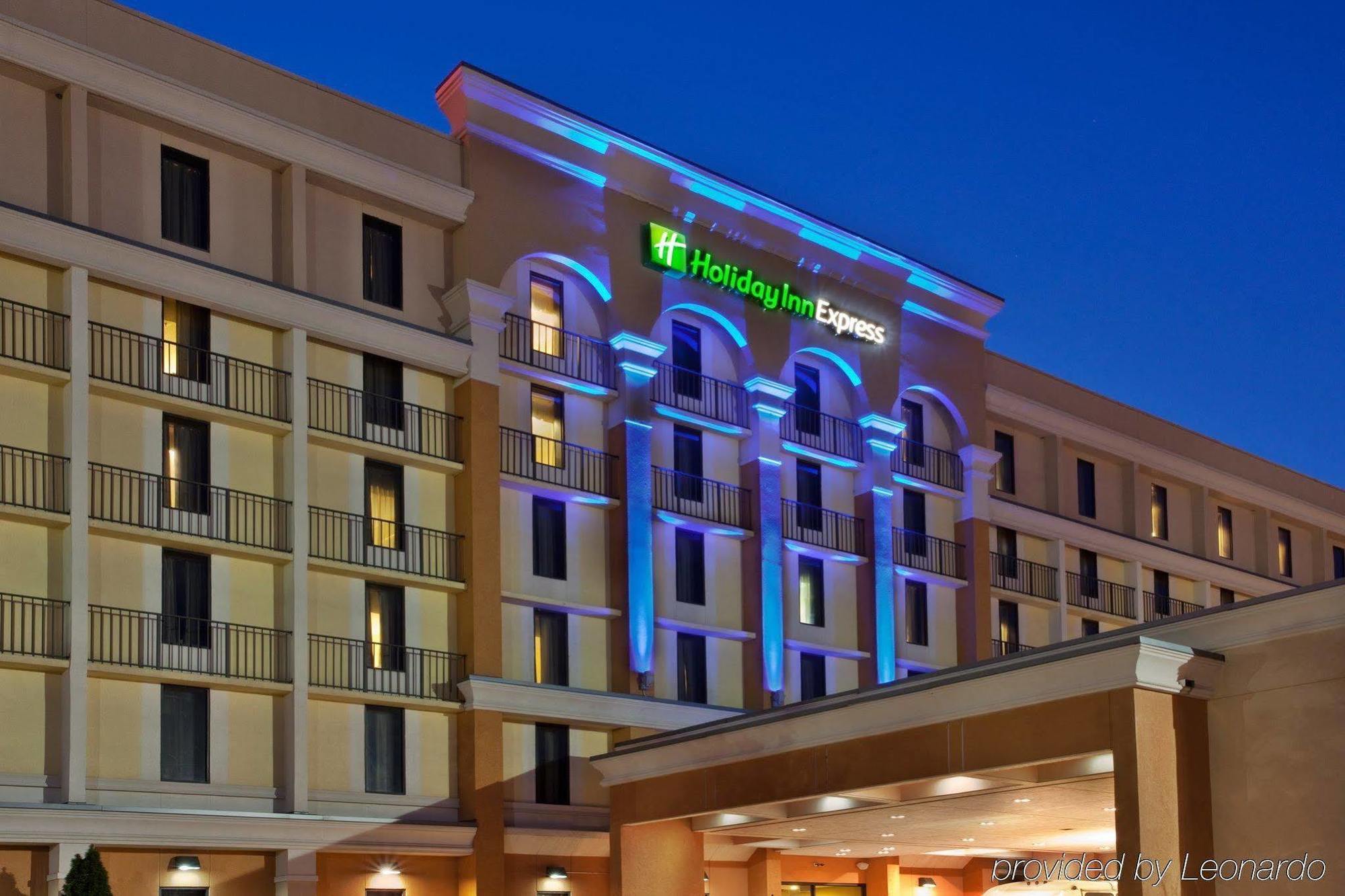 Holiday Inn Express Atlanta Airport-College Park By Ihg Bagian luar foto